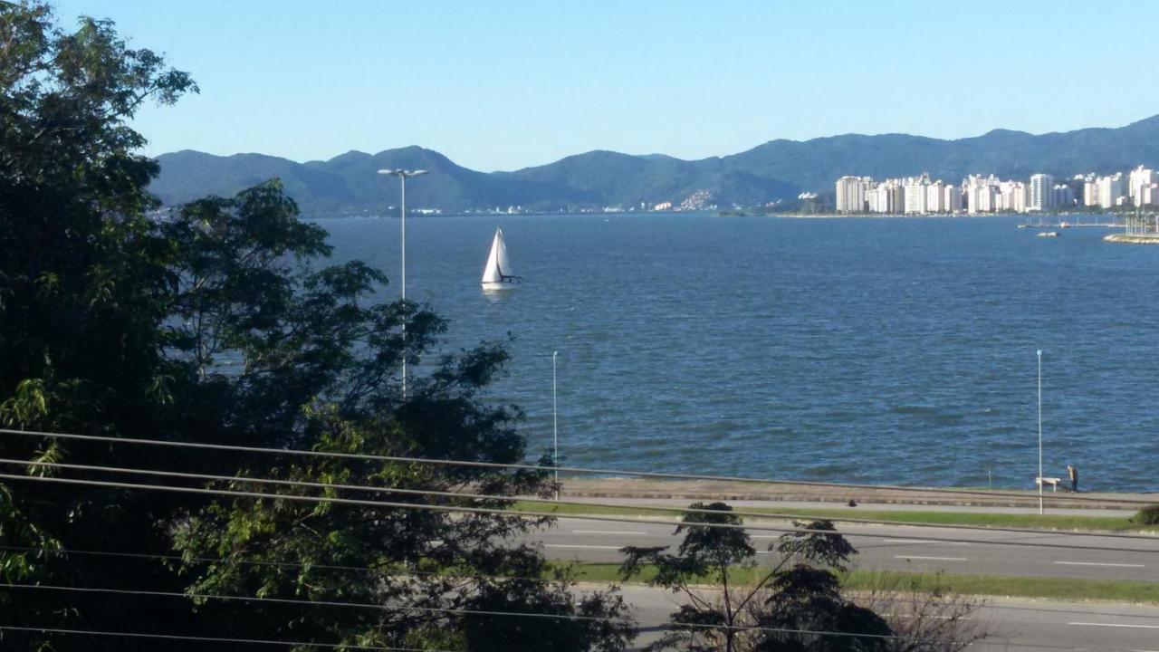 Hotel De Carvalho 2*