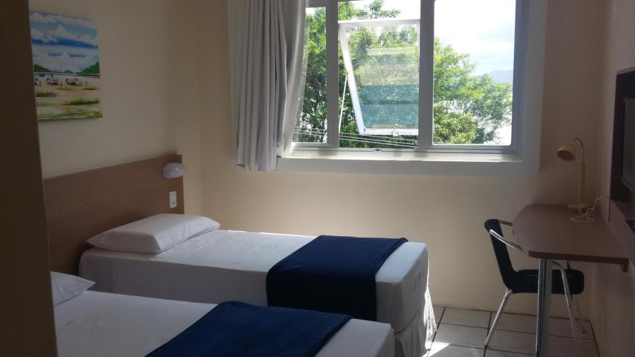 De Carvalho Hotel 2*